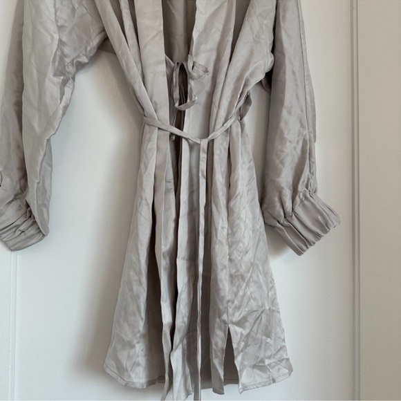 Lunya Silk Robe - Picture 3 of 4